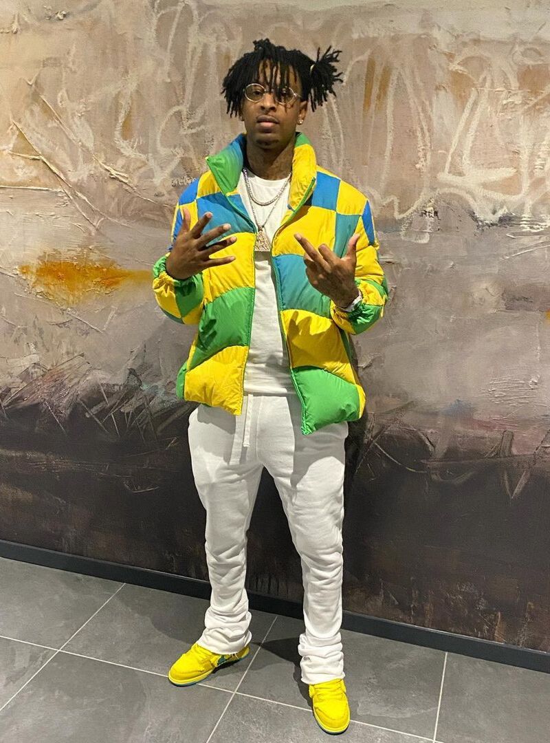 21 Savage Wearing an ERL Yellow Checkerboard Puffer With Grateful Dead  Dunks | Incorporated Style