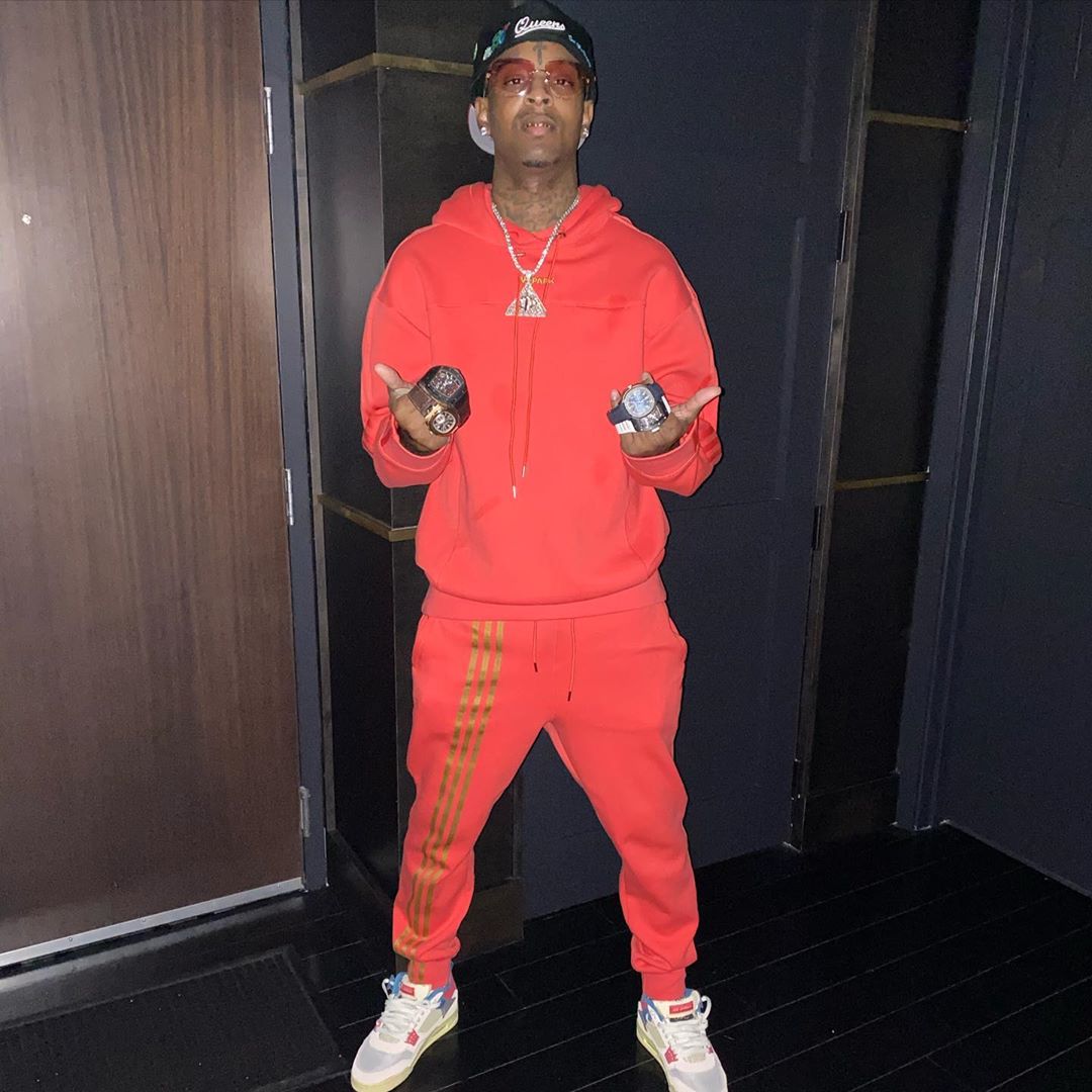 21 Savage Shows Off His Watches In Adidas x Ivy Park Sweats & Guava Jordans