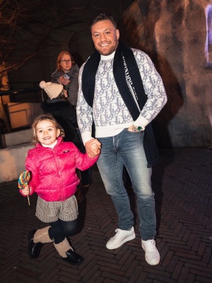 Conor Mcgregor Wearing A Dior Oblique Hoodie With A Dior Scarf And B27 Sneakers