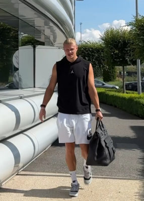 Earling Haaland Jordan Hoodie Nike Shorts Hermes Bag Nike X Travis Scott Sneakers