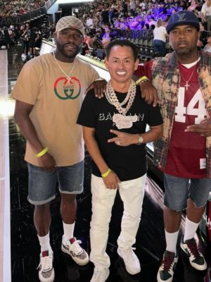 Floyd Mayweather Gucci Gg Hat Beige Logo Tee And White Gg Canvas Sneakers