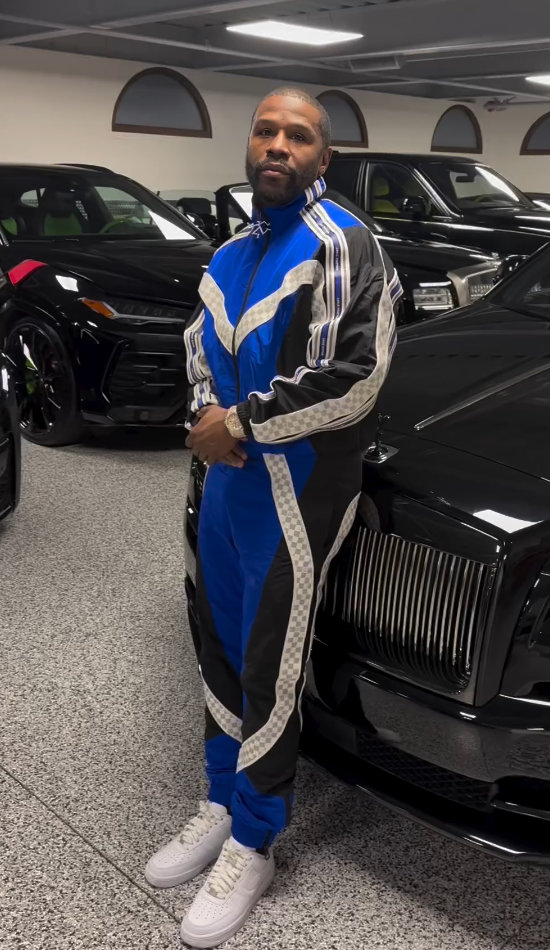 Floyd Mayweather: Royal Blue Colorblock Match Tracksuit & Nike Sneakers