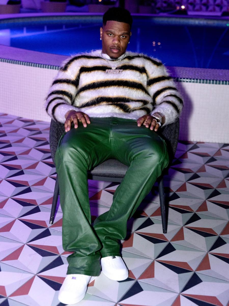 Fridayy: White Striped Shaggy Sweater, Green Cargo Pants & Nike Sneakers