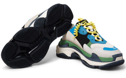 fb00ad detailed pictures chaussure basketball balenciaga triple s
