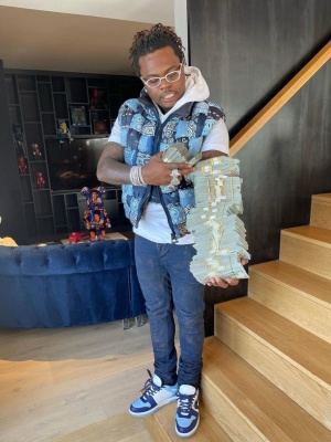 Gunna Waring A Kapital Green Woven Vest With Off White Sneakers