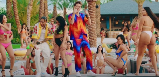 Inc Style G Eazy Girls Have Fun Music Video Outfit 1