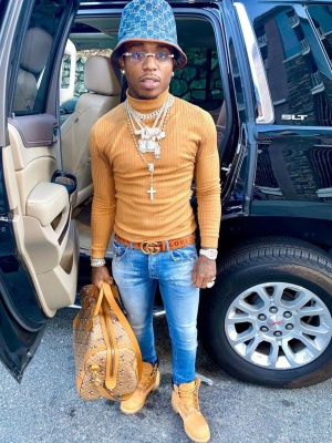 Jacquees Wearing A Gucci Blue Gg Bucket Hat With A Gucci Loved Belt Gucci X Disney Bag And Timberlands