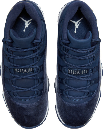 Jordan 11 Retro Navy Velvet Sneakers