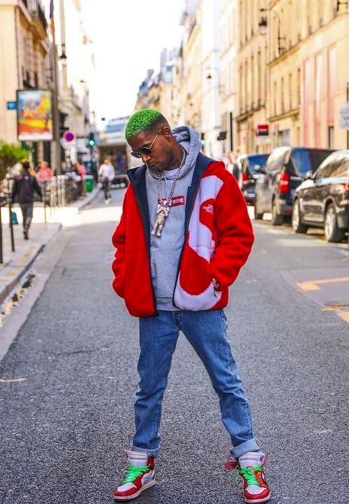 Kid Cudi Wearing a Supreme Hoodie & TNF Fleece With Jordan x Off-White 1s |  Incorporated Style