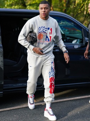 Kylian Mbappe Arrives At Training In A Nike Nba 2022 Team 31 Courtside Sweatshirt And Sweatpants With A Goyard Washbag And Air Force 1 Sneakers