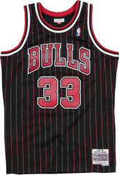 1995-96 Chicago Bulls #33 Pippen Black Pinstriped Jersey