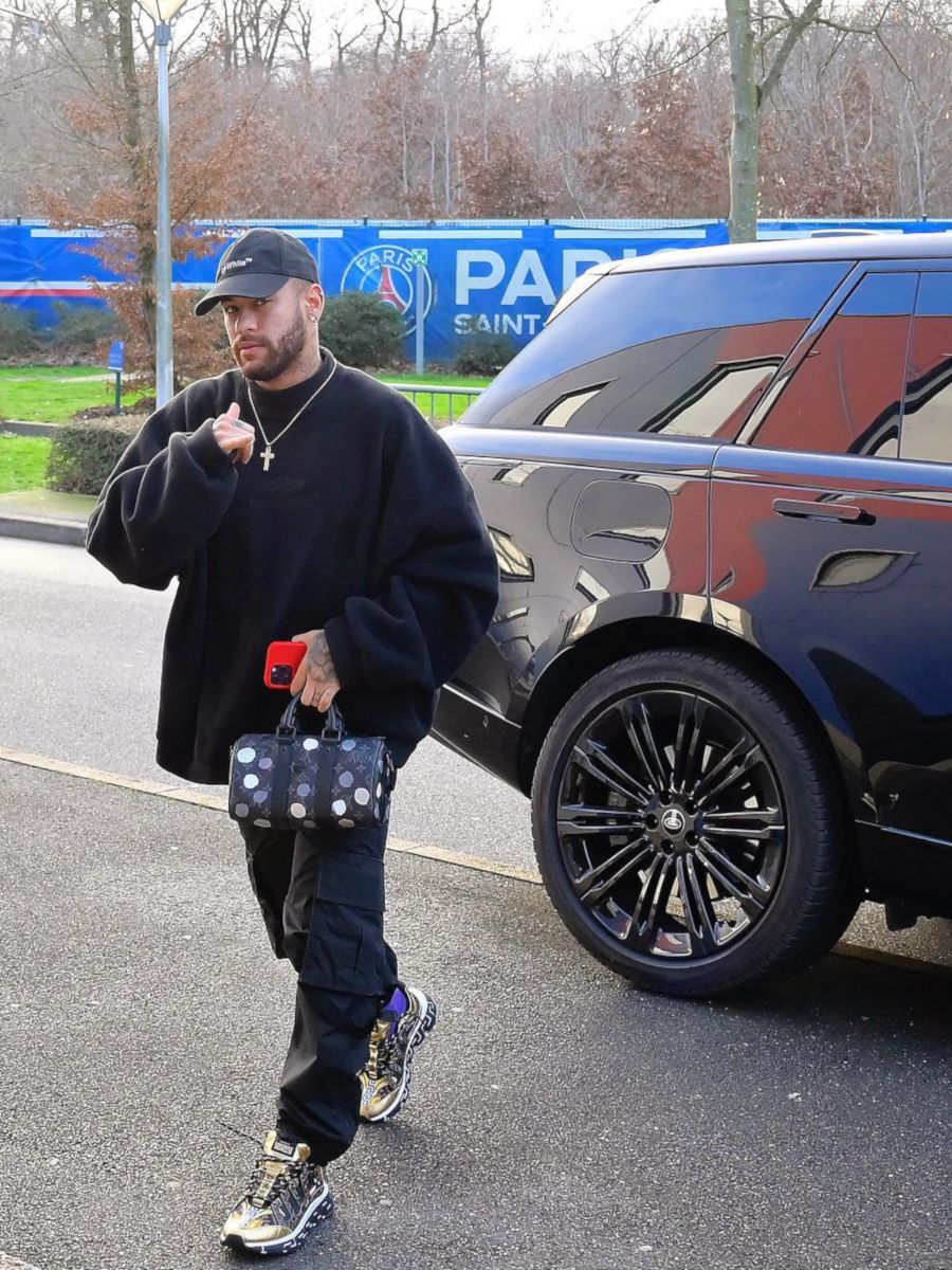 Neymar Arrives At Training In a Black Off-White, Balenciaga, LV x YK Outfit