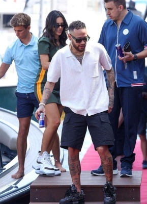 Neymar Wearing Green Square Sunglasses With A Louis Vuitton White Monogram Polo